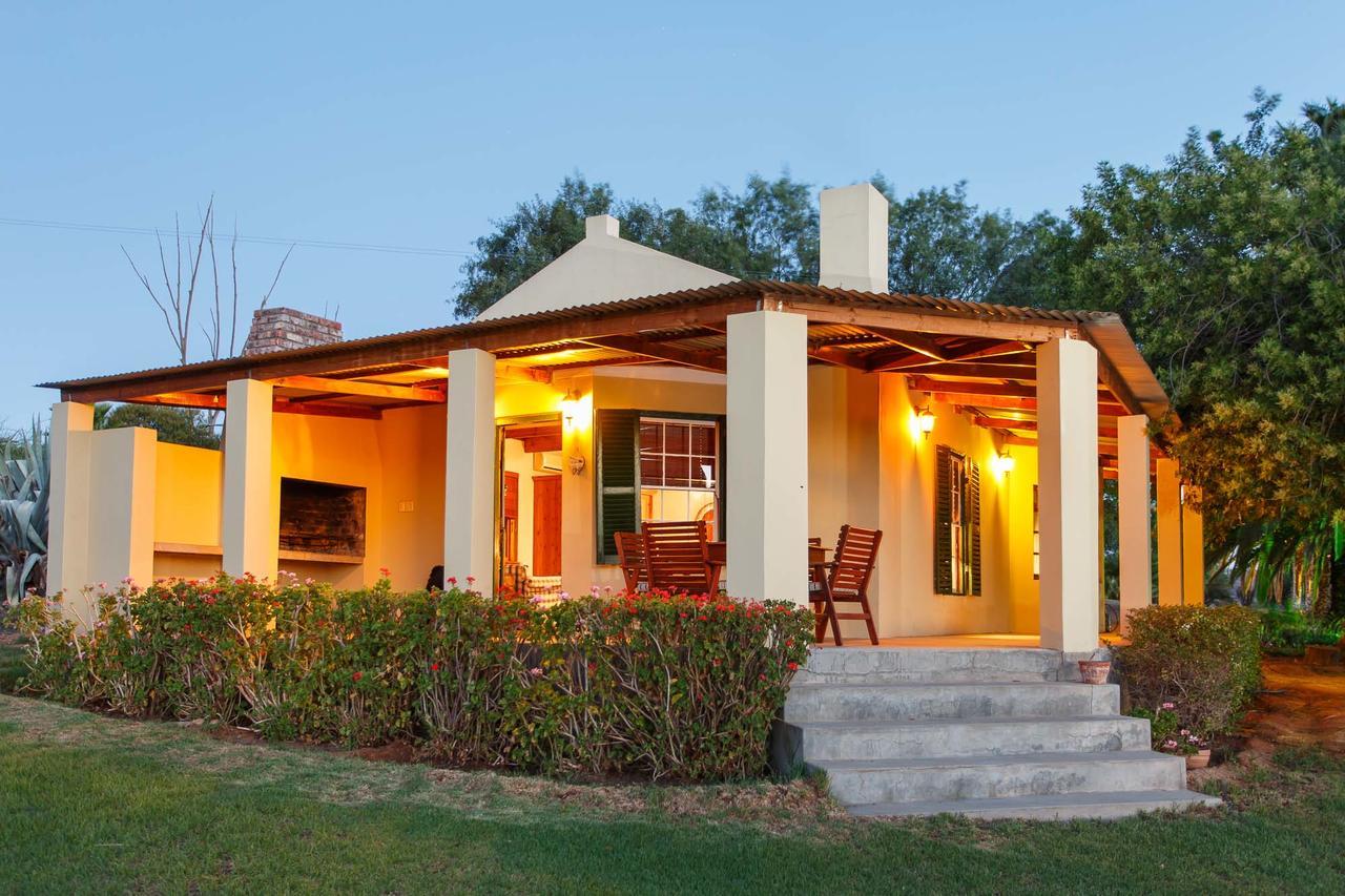 De Denne Country Guest House Oudtshoorn Eksteriør bilde
