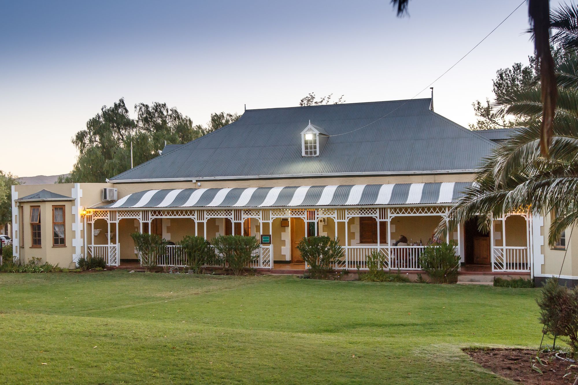 De Denne Country Guest House Oudtshoorn Eksteriør bilde