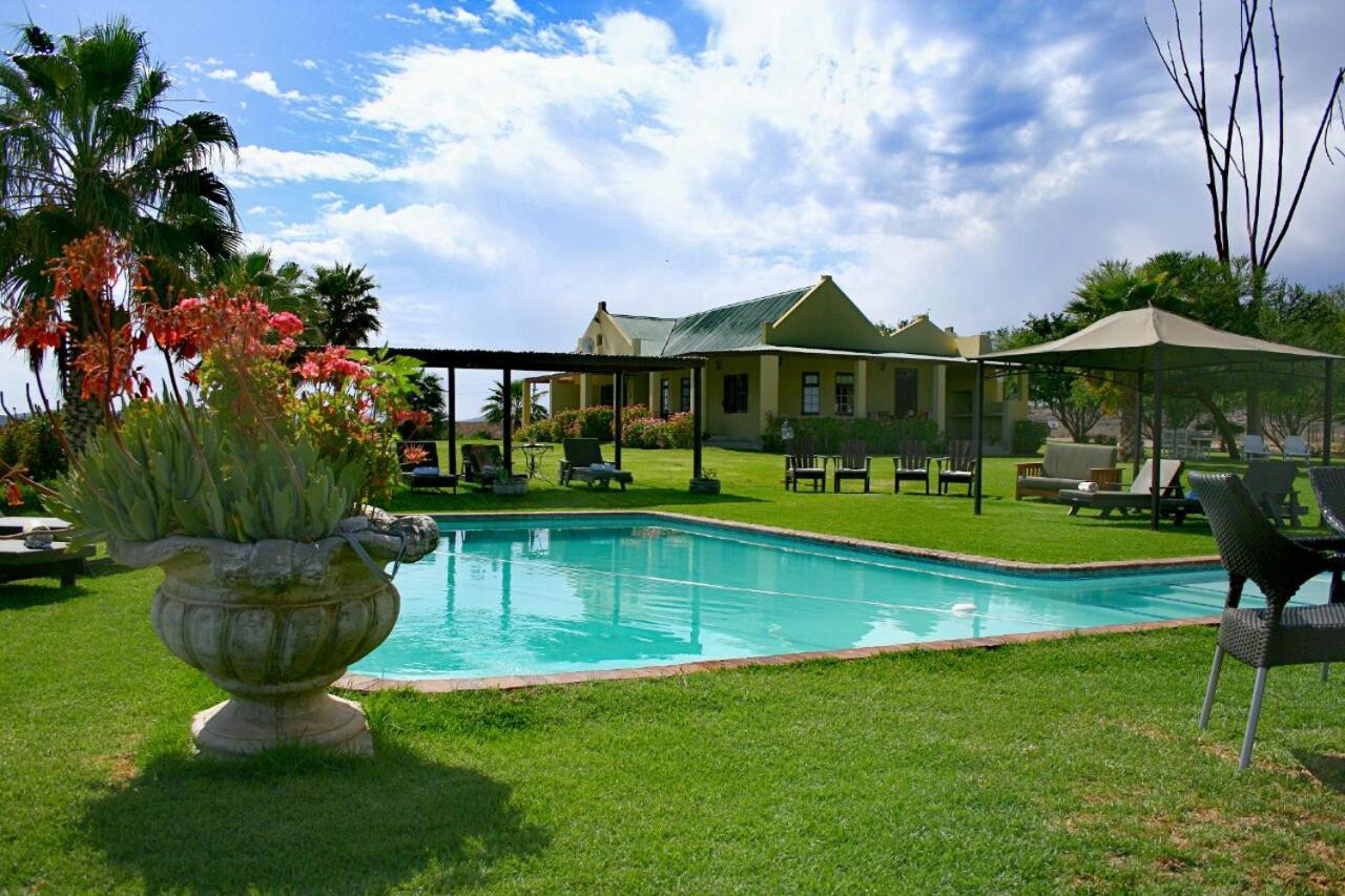 De Denne Country Guest House Oudtshoorn Eksteriør bilde